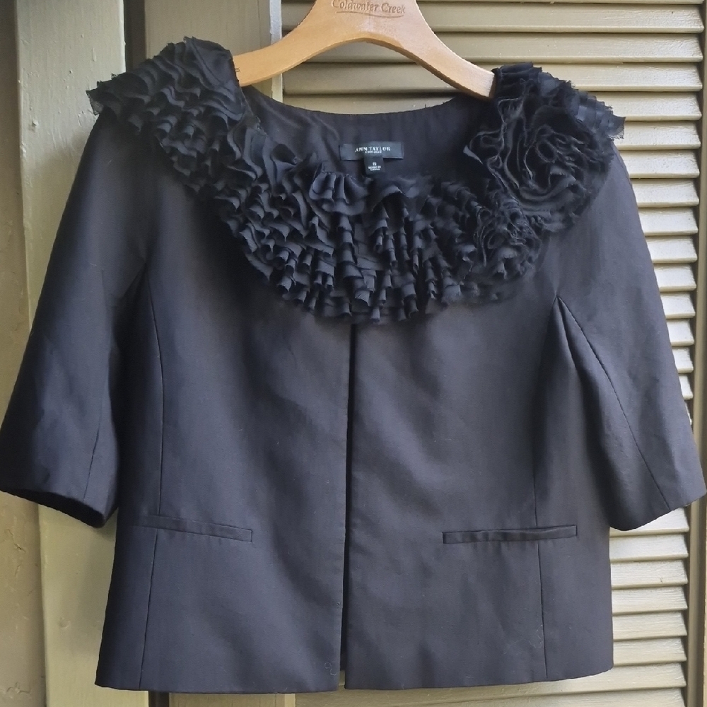Ann Taylor Black Short Sleeve Jacket with Ruffled Collar